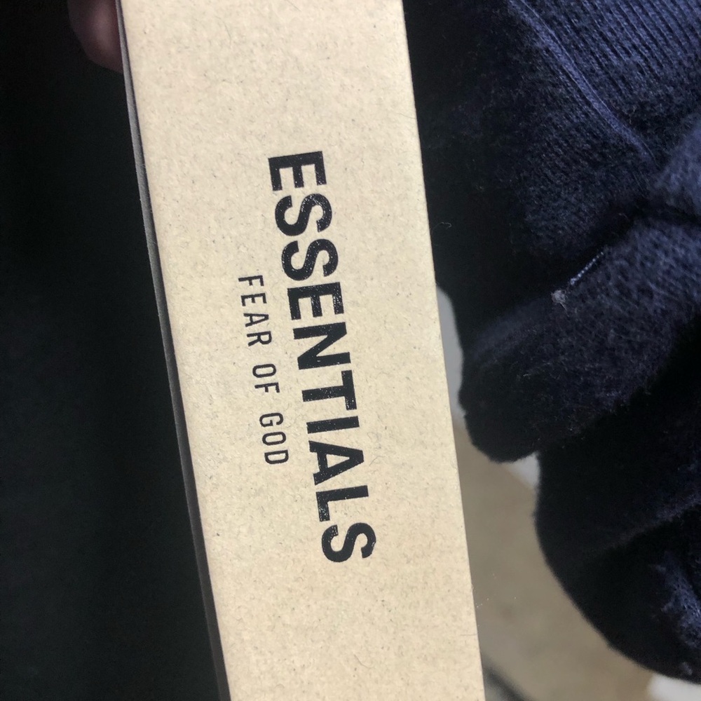 Fear of God Black Sweatpants - Picture 4 of 9